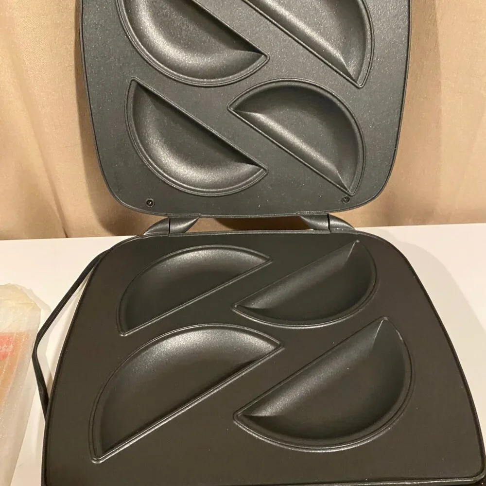 Imusa Empanada Maker‎ Appliance 4-at-a-Time (No Box) New